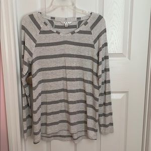 Cabi long sleeve tee